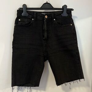 Clearance ‼️New Denim Black Shorts with Pockets Size 6 by Primark